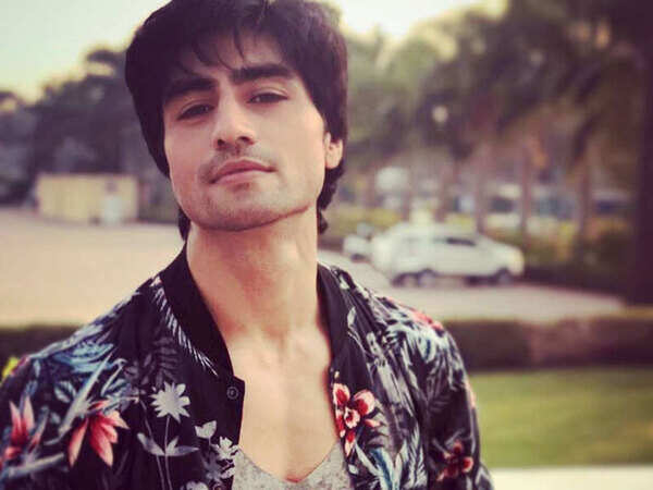 Harshad Chopda Photos