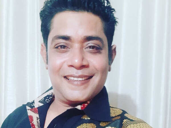  Sabyasachi