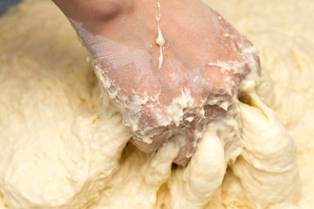 KNeading-dough