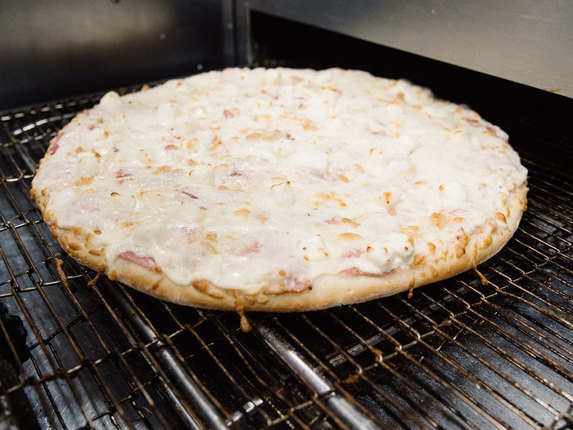Pizza Recipe: How to Make Pizza Recipe