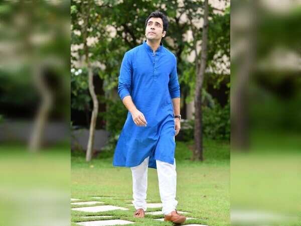 Abir Chatterjee Photos