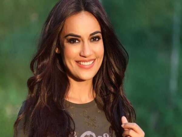 Surbhi Jyoti Images