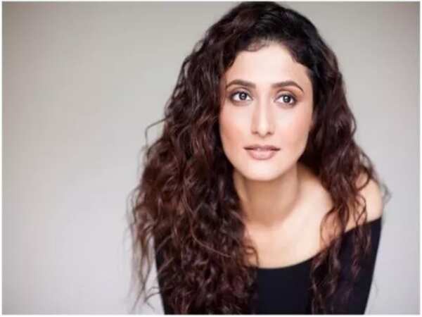 Ragini Khanna Images
