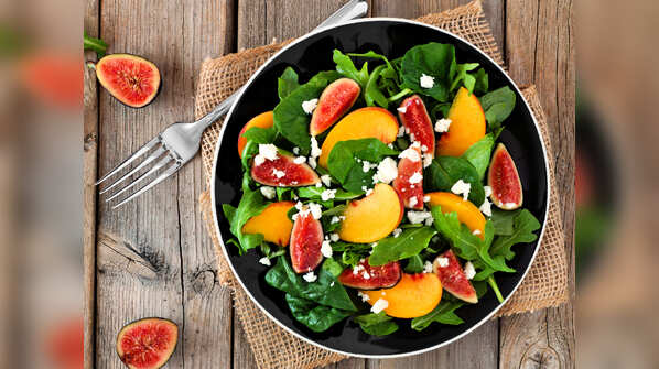 Is eating raw salad healthy?
