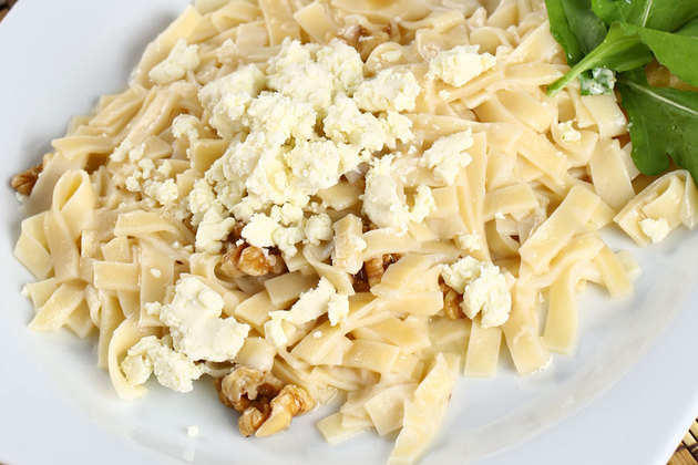 White-sauce-pasta
