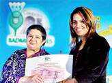 Badminton stars felicitated