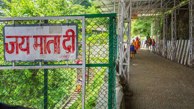 Mata Vaishno Devi shrine will serve free Halwa-Chana and tea to pilgrims
