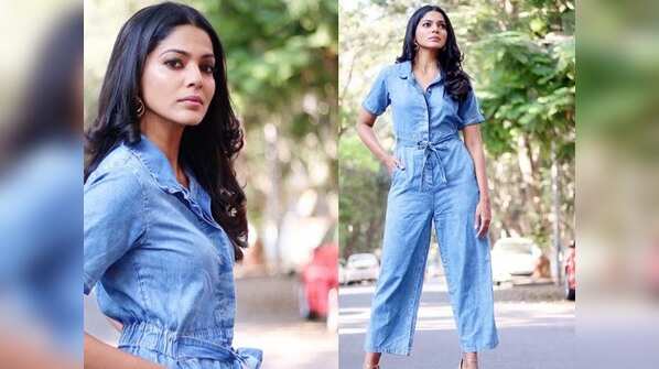 Photos: Pooja Sawant pulls off a denim jumpsuit in style