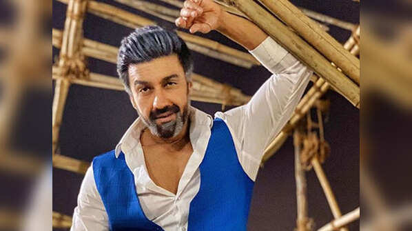 Ashish Chowdhry
