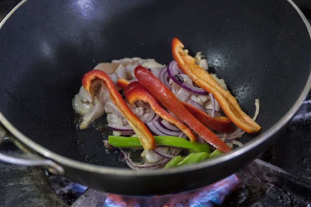 Saueting-onion-and-bell-peppers