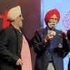 'Icon of the Century' Balbir Singh Sr. giving the acceptance speech