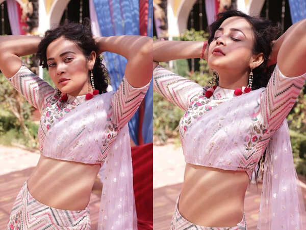 Kaveri Priyam Images