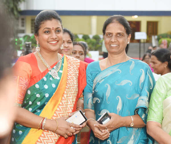 Roja Selvamani