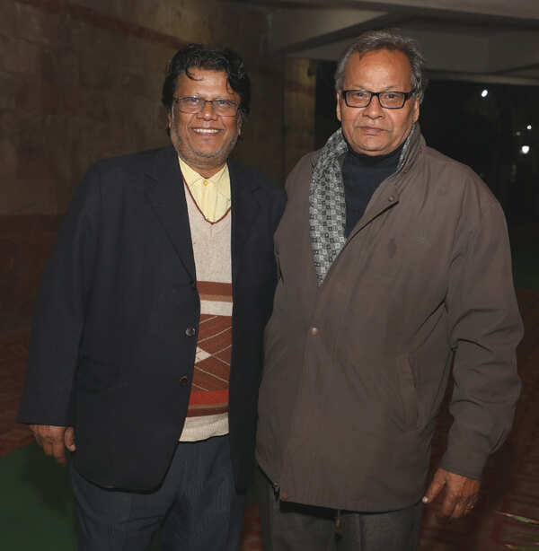 Vijay Tiwari Images