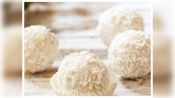 Paneer ladoo