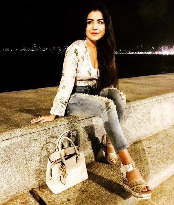Shikha Malhotra Wallpapers