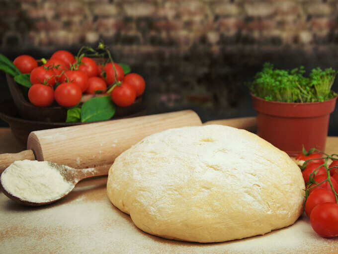 How to make pizza dough at home