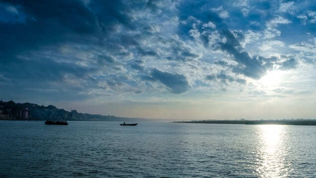 Ganga, Yamuna rivers at Prayagraj get cleaner amidst lockdown, residents surprised