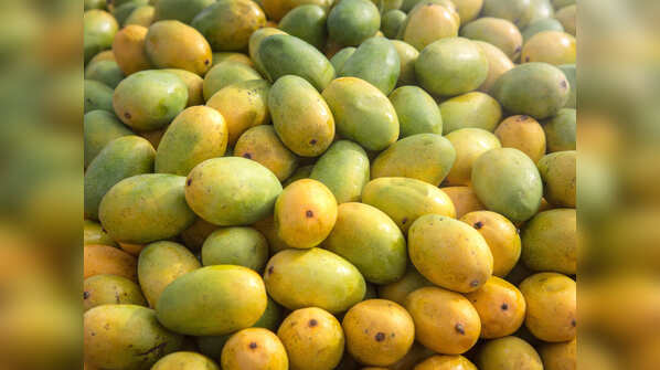 Diabetics cannot consume mango