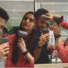 Sonam Kapoor turns <i class="tbold">hairdresser</i> for Anand Ahuja