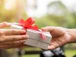 Wishing with these gifts will help you to maintain the guidelines of social distancing