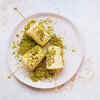 Article image for: Pista <i class="tbold">kulfi</i>