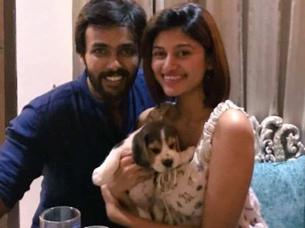Oviya Helen Wallpapers