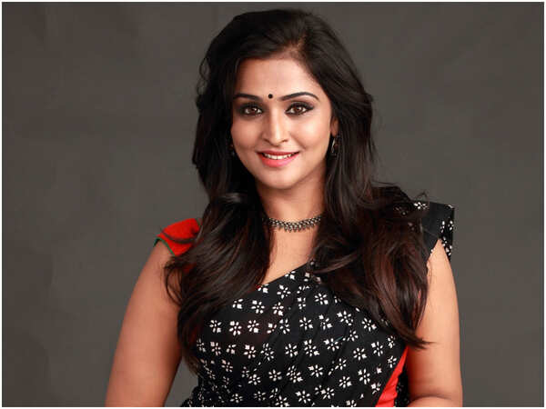 Remya Nambeesan Wallpapers