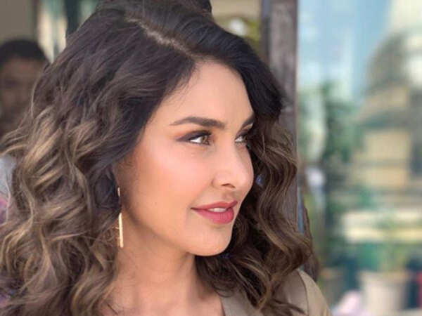 Lisa Ray Pictures