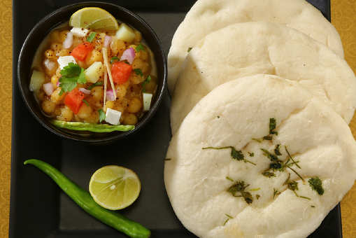 Matar Kulcha