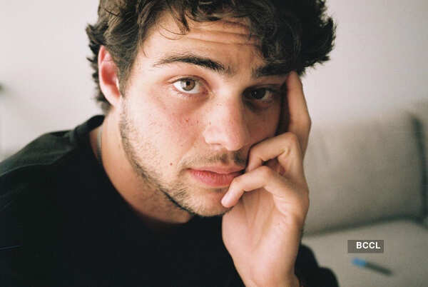 Noah Centineo Images