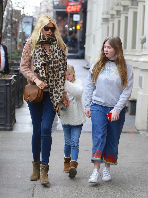 Claudia Schiffer Pictures
