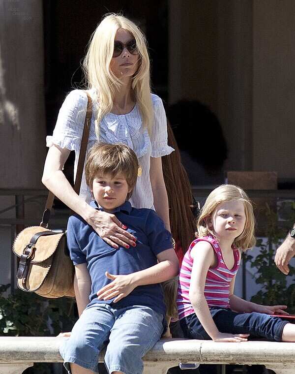 Claudia Schiffer Images