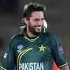 Article image for: High-fives for Pakistan skipper Afridi