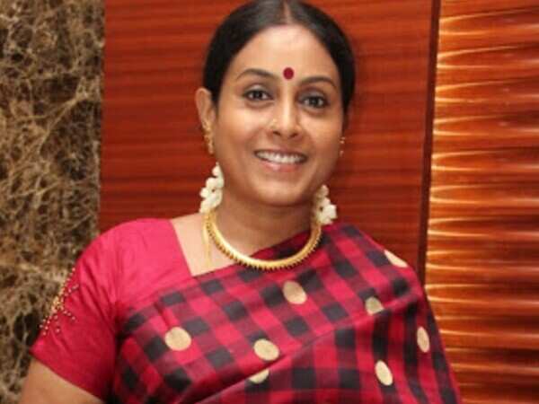 Saranya Ponvannan Pictures