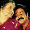 Article image for: Mohanlal and his mother <i class="tbold">santhakumari</i> amma