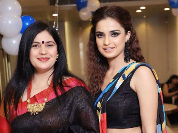 Aarushi Sharma Photos