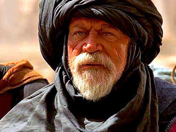 Oliver Reed Photos
