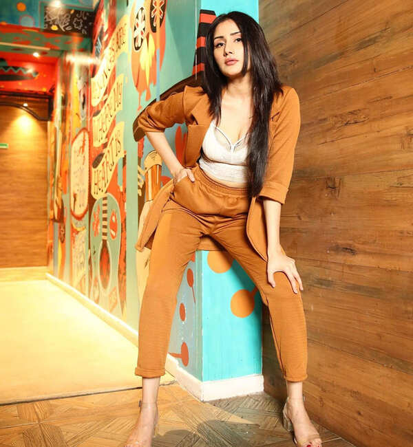 Monica Sharma Pictures