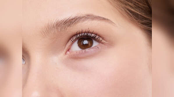 Reduce puffy eyes