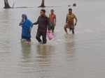 NDRF teams are deployed in rescuing people to shelter homes