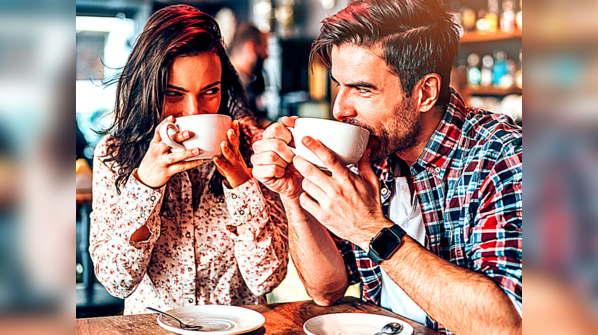 How a person flirts, based on the zodiac signs