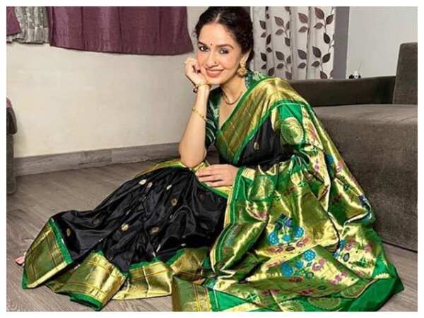 Sukhada Khandkekar Pictures