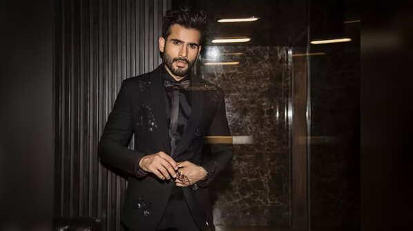 Karan Tacker