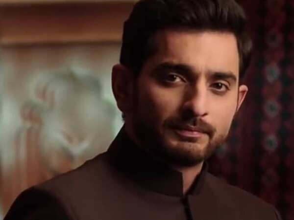 Siddhant Karnick Photos