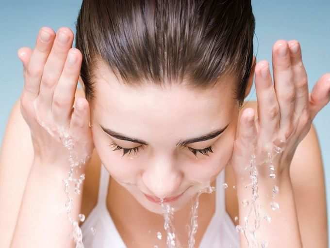 Here are the benefits of washing your face with cold water | The Times of  India