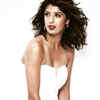 <i class="tbold">aishwarya sakhuja</i>
