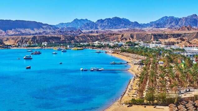Egypt suspends tourist visa fees till Oct 31 to boost tourism