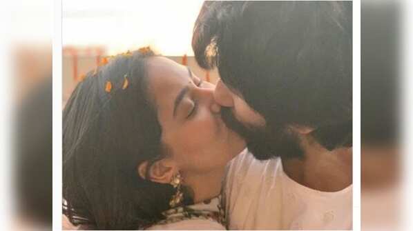 Kiss and tell