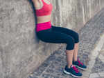 ​Wall squat